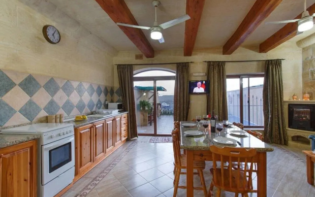 Gawhra - 3 BR Villa with Private Pool - BAG 49938