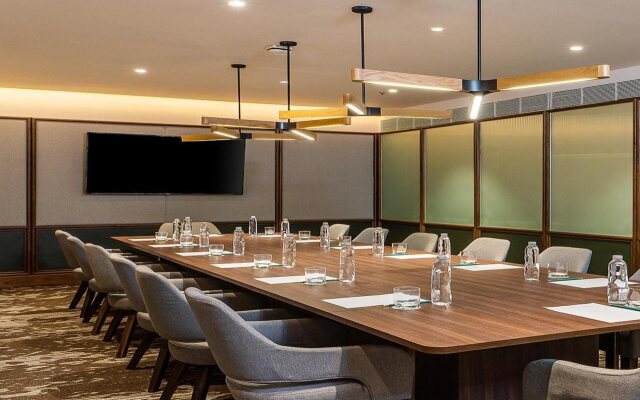 Gardina Asoke Hotel & Residence