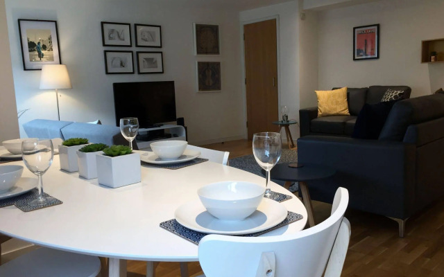 Tolbooth Apartments