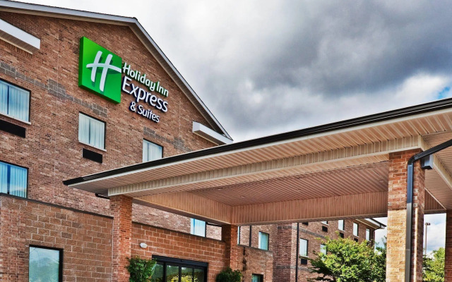 Holiday Inn Express Hotel & Suites Edmond by IHG