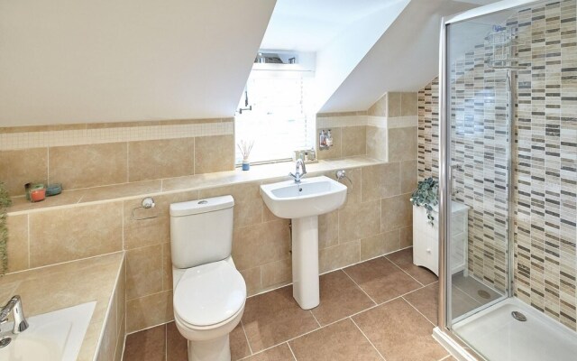 Host Stay Doray House