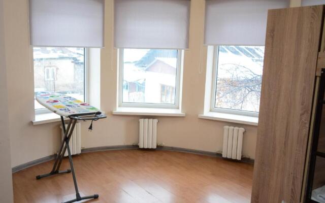 5 Rooms Hostel Almaty