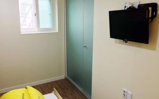 24 Guesthouse Myeongdong Avenue