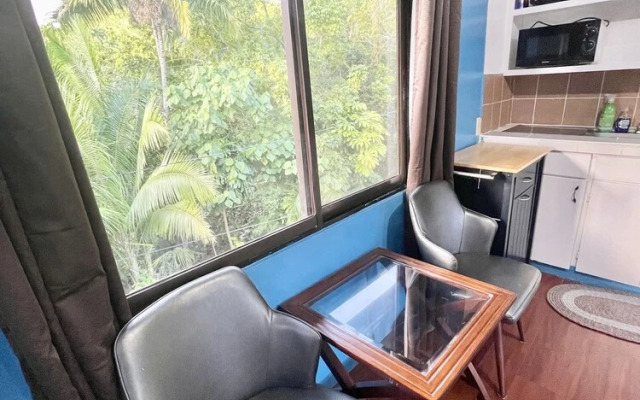 Cozy 2-bedroom House in Ngermid, Koror