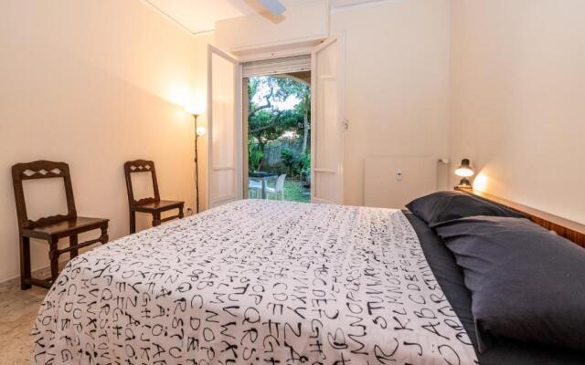 House with garden Baia dei Saraceni