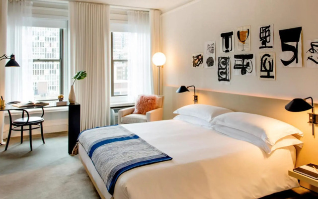 The Chicago Hotel Collection Ambassador Gold Coast