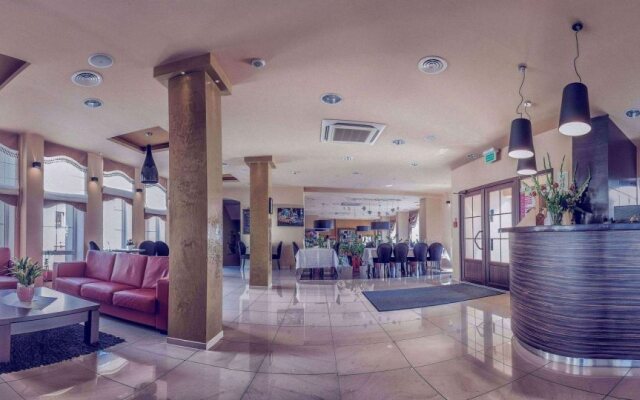 Hotel Niemcza SPA