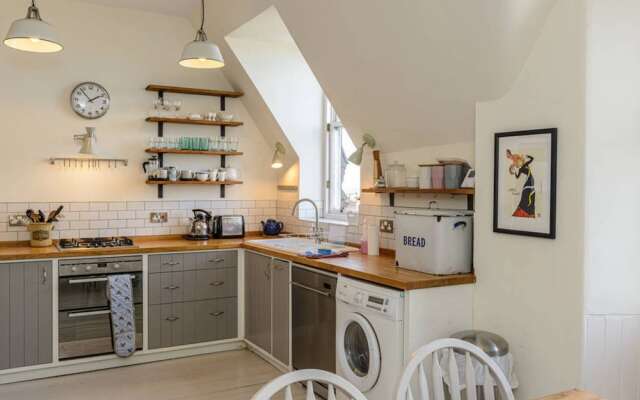 Forthview - Traditional 2 Bedroom Apartment