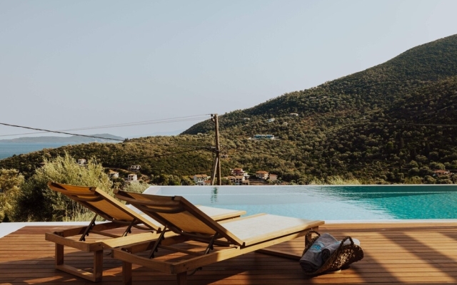 Luxury 2S villa Alpha with private pool