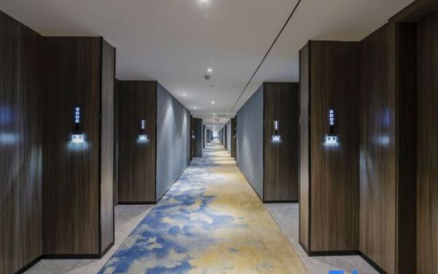 O'Laihua Hotel (Shenzhen Bao'an Subway Station)