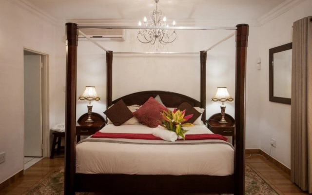 Tamboti Lodge