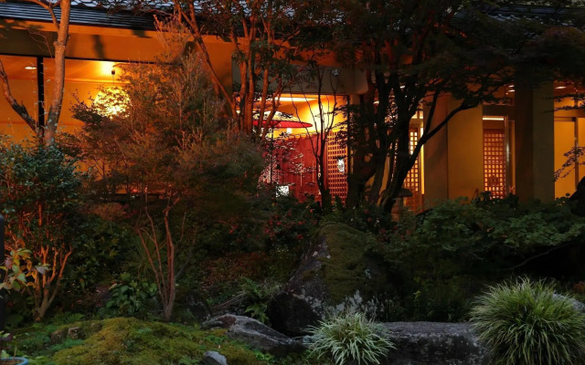 Yufuin Onsen Ryokan Mebaeso