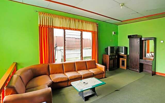 OYO 90136 Hotel Bone Indah