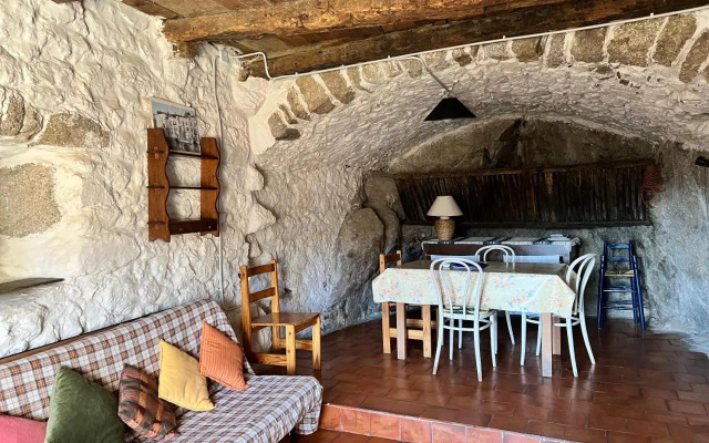 LES Gites D'ardaillers