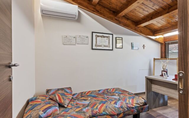 Engaging Apartment in Messina With Balcony