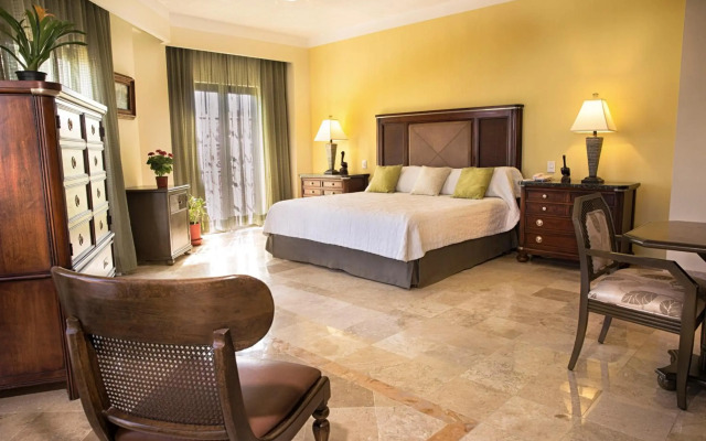 Hotel Los Itzaes by 5th av