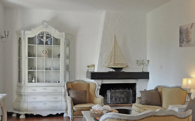 Peaceful Villa in Fréjus With Swimming Pool