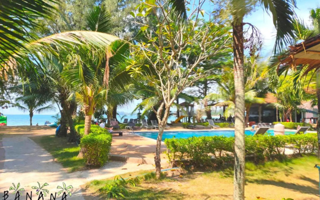 Banana Beach Resort