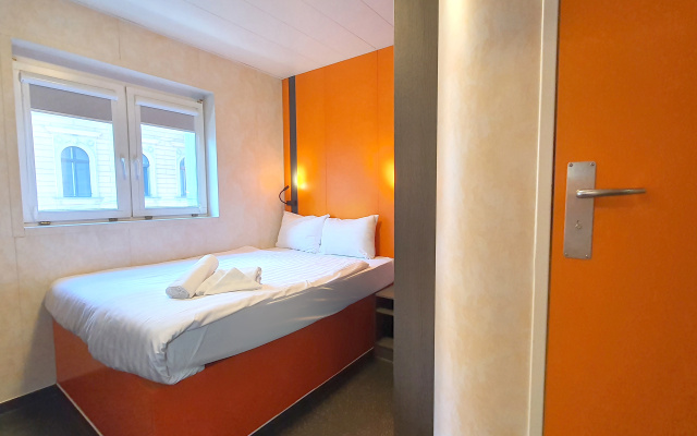 TL Hotel Budapest - Image 4