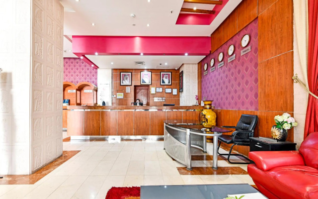 OYO 118 Revira Hotel