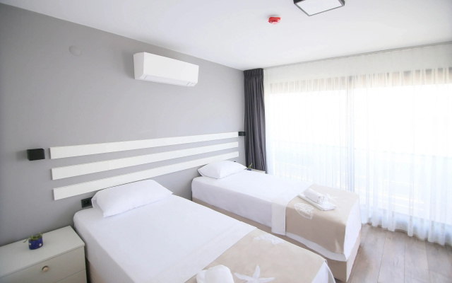 Krem Marin Suites