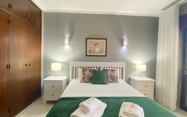 Albufeira Central 8 by Homing