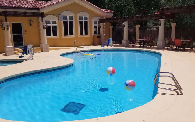 Best Western Plus Greenwell Inn