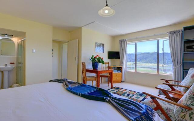 Wilderness Lake View Self-Catering
