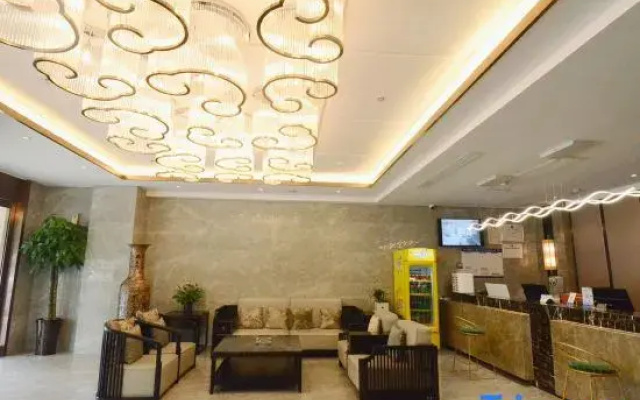 Yaran Hotel