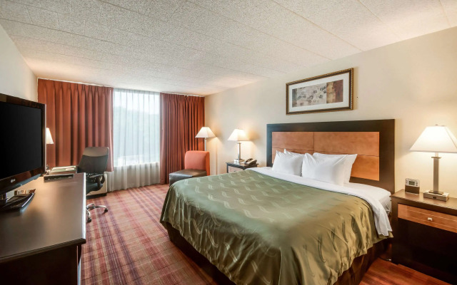 Chester Hotel & Conference Center