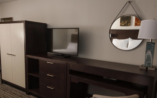 Holiday Inn Alexandria - Downtown by IHG