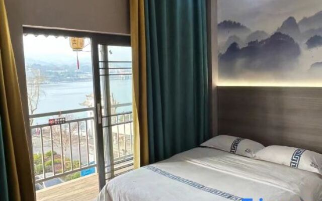 Yichang Xiajiang Hotel