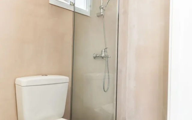 Sunrise Suites