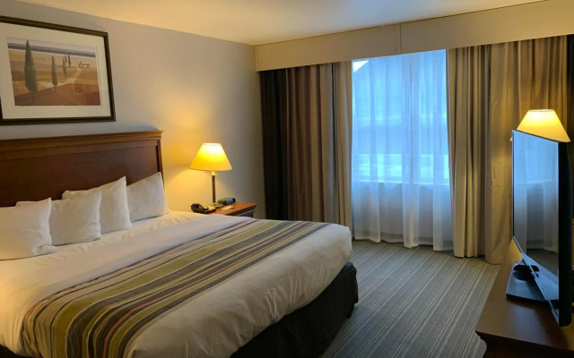 Country Inn & Suites by Radisson, Chambersburg, PA