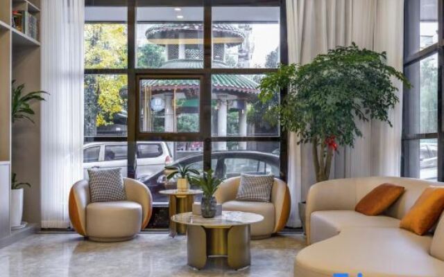 Tuke China Light Hotel (Dajiangnan Branch)