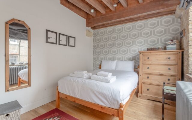 Stylish 2 Bedroom Flat in Southwark