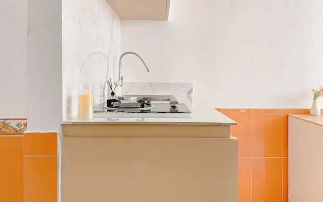 New Furnished And Comfy 2Br Menteng Square Apartment