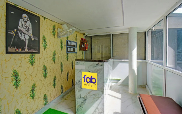Fabhotel Shree Sai Inn