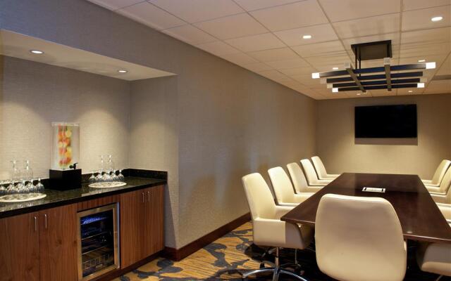 Embassy Suites by Hilton Portland Tigard