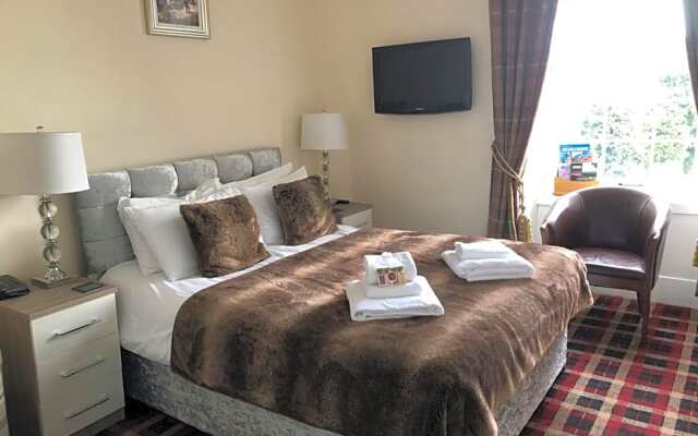 Haughton Arms Hotel