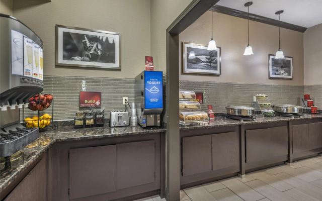 Best Western Plus Lee's Summit Hotel & Suites