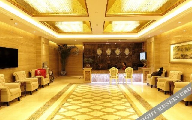 Zhongjin International Business Hotel (Weifang Railway Station North Square Taihua City)