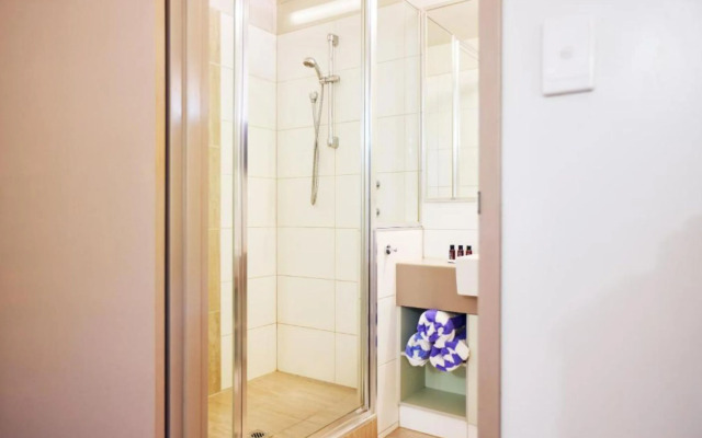 Discovery Resorts - Lake Argyle