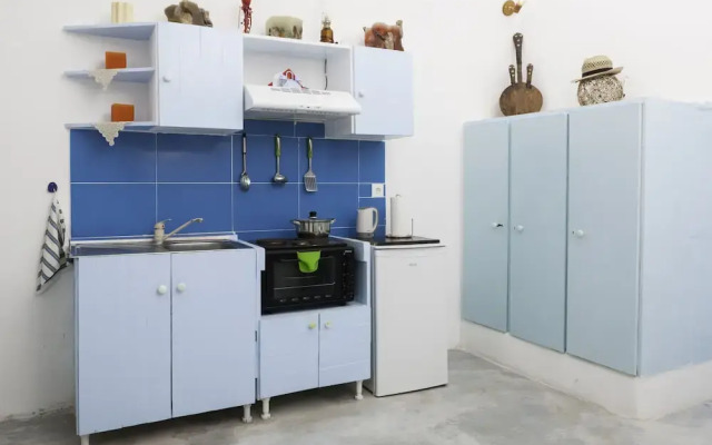 Black Rock Traditional Rooms