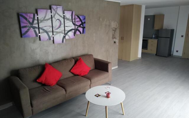 Modern Suite, XL balcony, parking