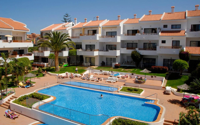 Apartamentos HG Cristian Sur