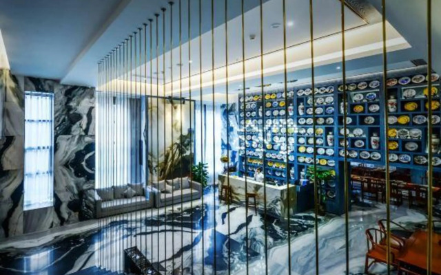 Jingsheng Hotel (Chongqing Daping Paradise Walk)