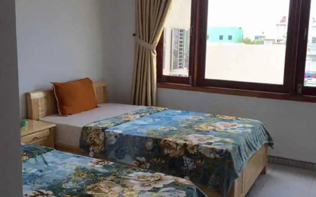 Bac Nam Central Station Hotel