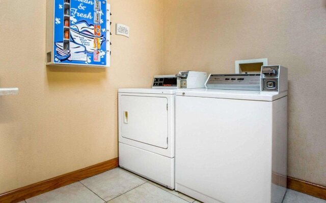 Quality Inn & Suites