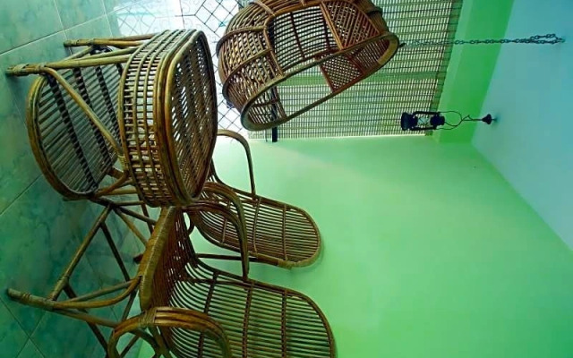 El - Paradiso Home Stay